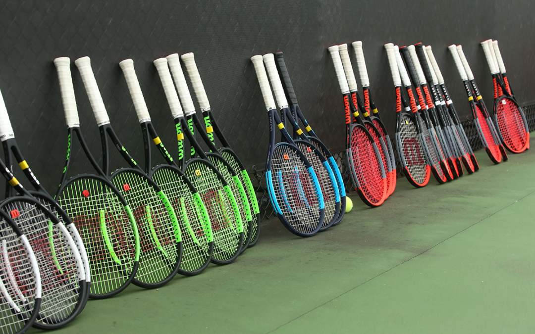 CHOOSING THE RIGHT TENNIS RACKET